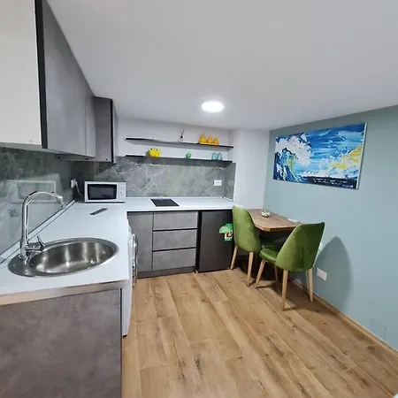 Aqua Gem * Tirana